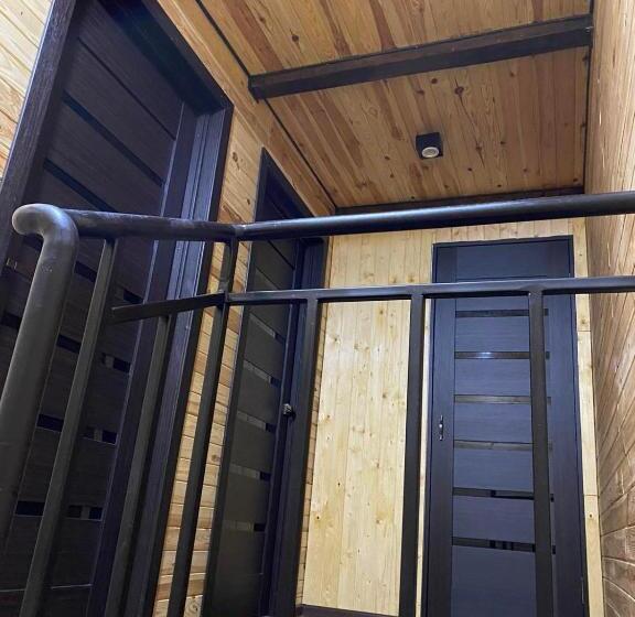 سوئیت 2 خوابه, воллен