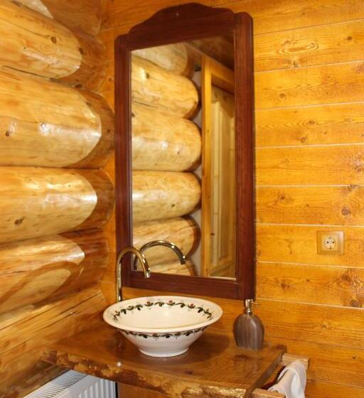 Standard room with outdoor bath, Agropensiunea Maria