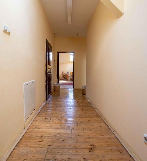 חדר משפחתי, Jugendzentrum Seligstadt