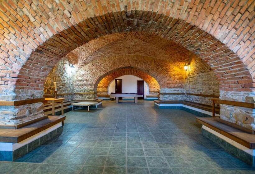 חדר משפחתי, Jugendzentrum Seligstadt