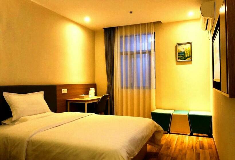 Номер Стандарт, 7days Inn Huaiji High Speed Railway Station Administrative Service Center Branch