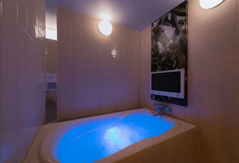 标准间, Eldia Machida  Adult Only