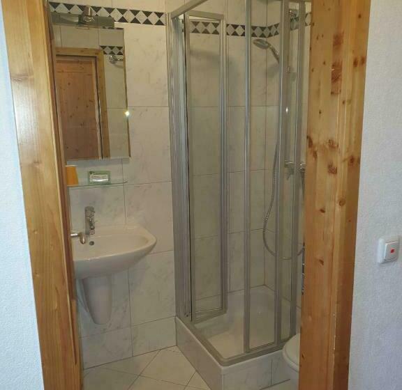 Номер Стандарт Индивидуальный, Landgasthof Brunnenwirt Zum Meenzer