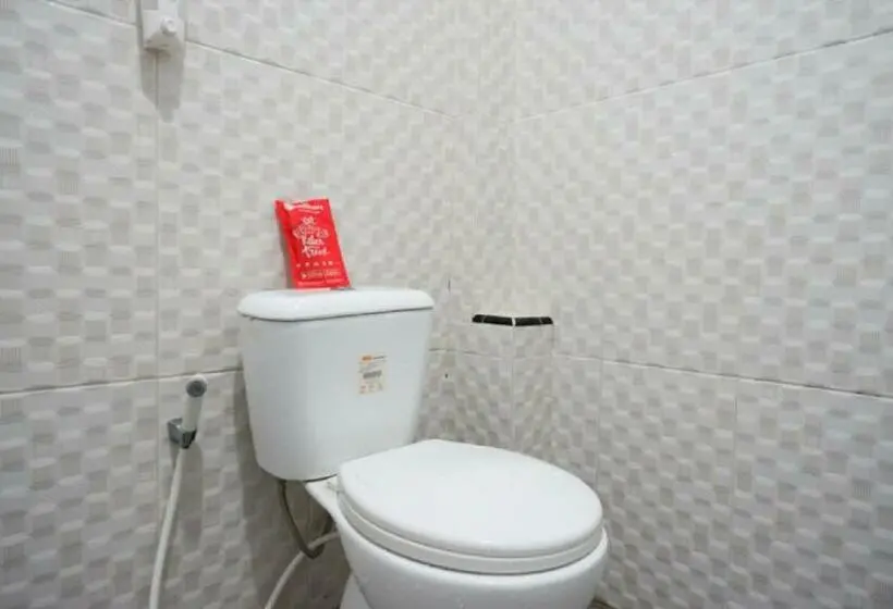 ファミリールーム, Reddoorz Syariah Near Kawasan Sam Poo Kong 2