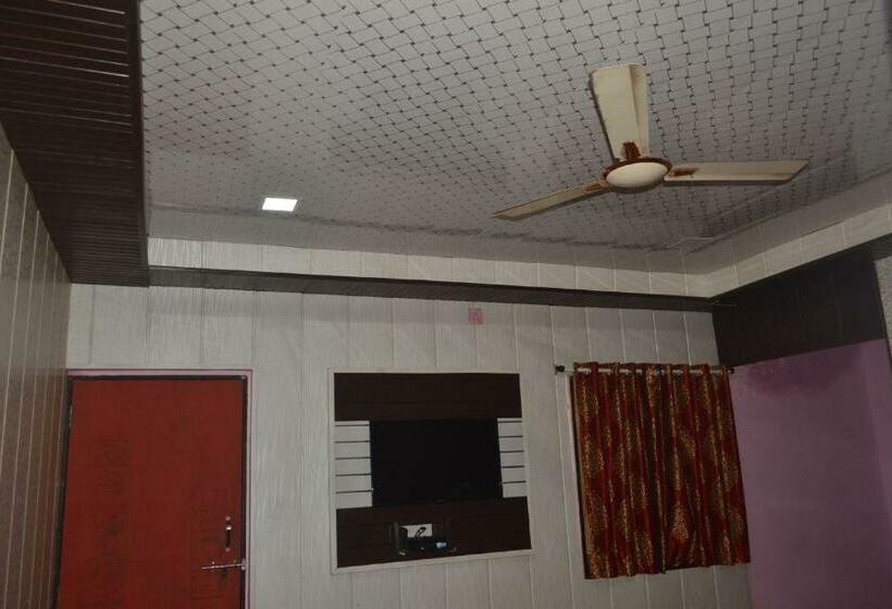 חדר דלוקס יחיד, Vamoose Kaas Hill Resort