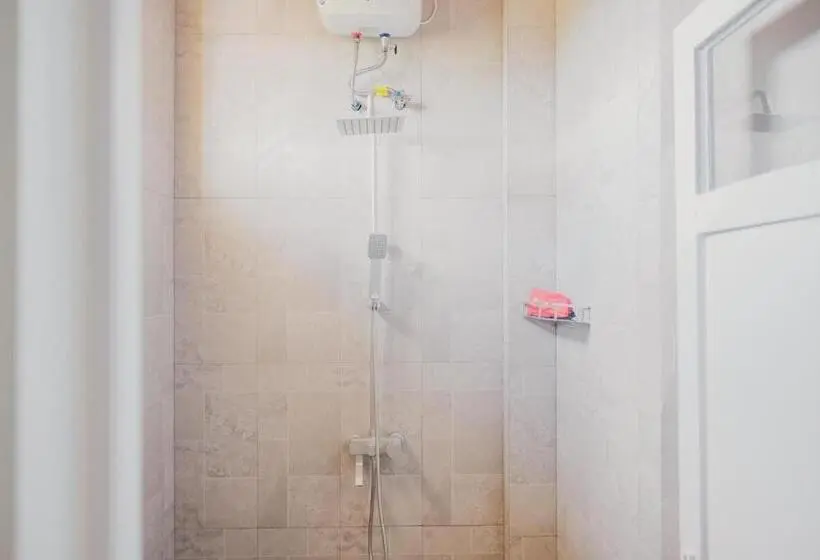 デラックスルーム, Reddoorz @ Jalan Pangeran Antasari Lampung 2