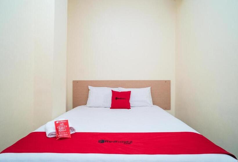 标准间, Reddoorz Syariah Near Taman Siring 2