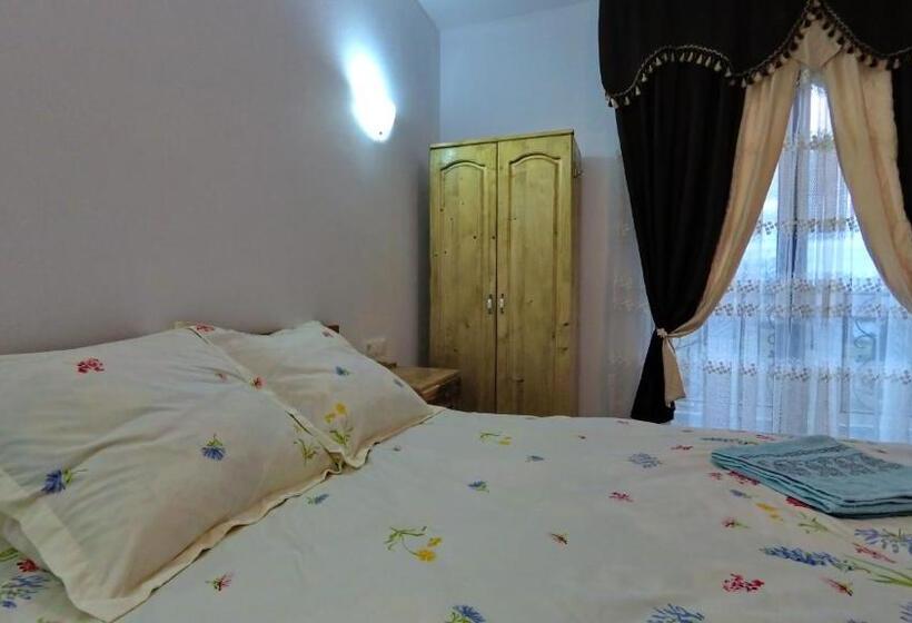 חדר דלוקס, Pensiunea Vraja