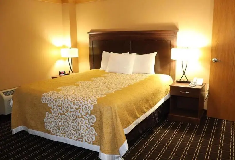 キングサイズベッドのスイートルーム, Prairie Inn Holmen La Crosse Area