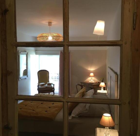 חדר סטנדרט עם מיטת קינג, Chambres D’hôtes La Bottée