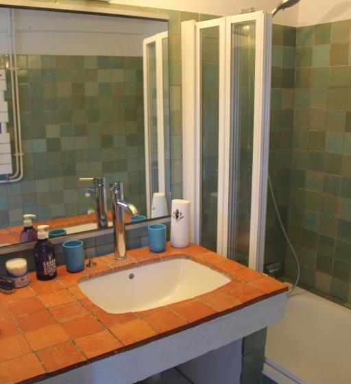 غرفة قياسية, L Audacieuse