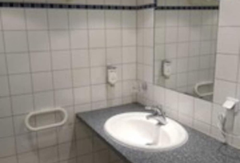 4인용 스탠다드 룸, Tagungshaus Reimlingen