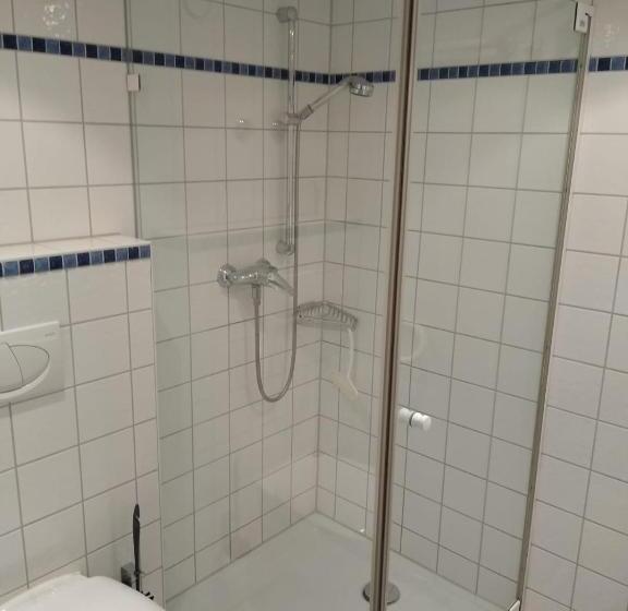 4인용 스탠다드 룸, Tagungshaus Reimlingen