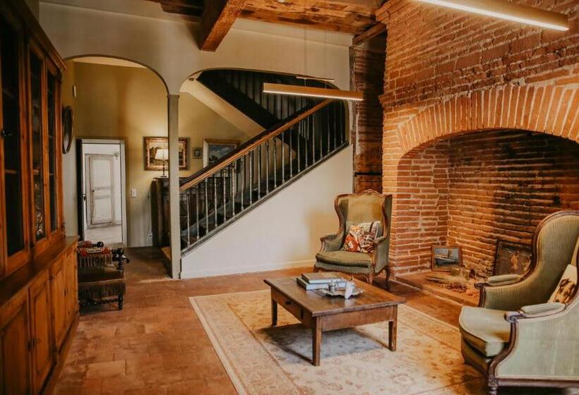 Четырехместный Номер Deluxe, Domaine De La Monestarié Teritoria