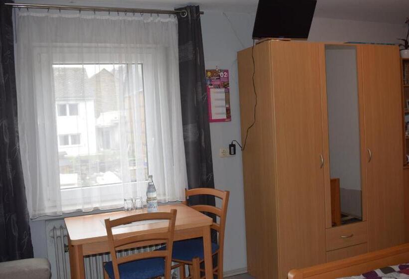 스탠다드 룸, Gaststätte Marktstübchen
