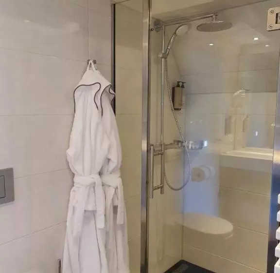 コンフォートルーム, Badhotel Bruin