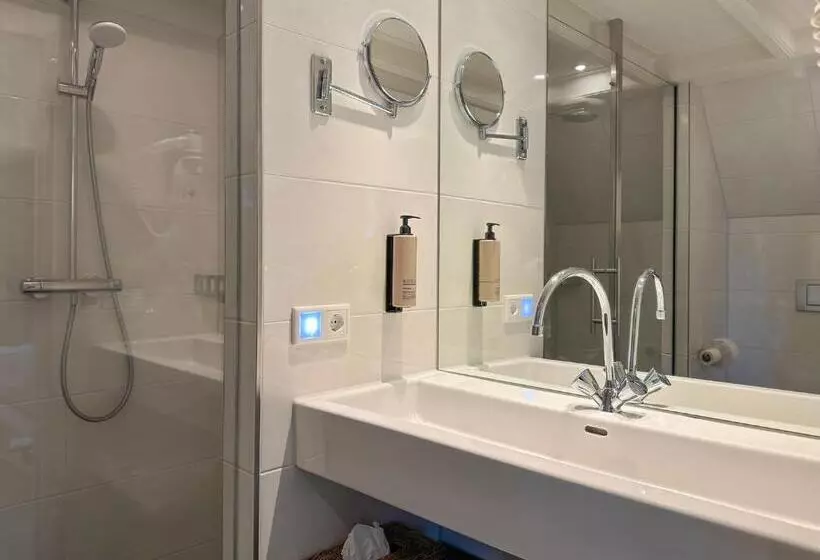 スイート, Badhotel Bruin