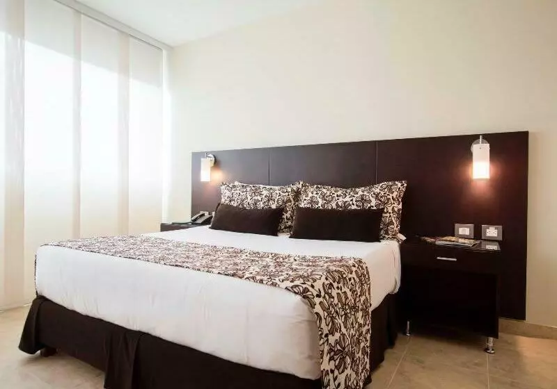 اتاق استاندارد, Casino Internacional