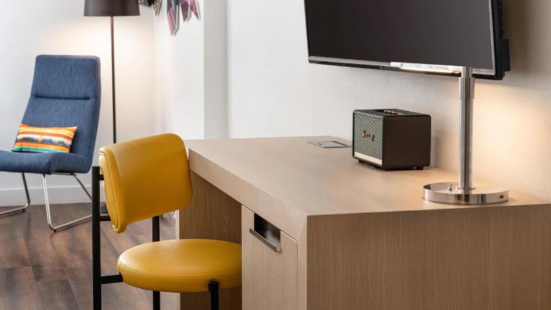 キングサイズベッドのスタンダードルーム, Aloft Mountain View