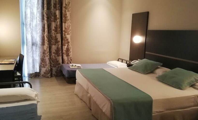 4인용 스탠다드 룸, Ciudad De Ponferrada, Ascend Hotel Collection