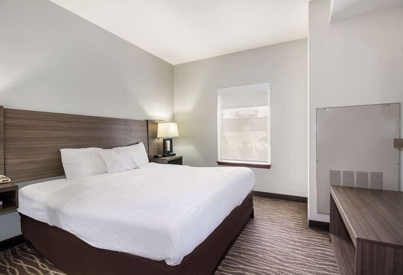 سوییت, Clarion Pointe Charleston  West Ashley