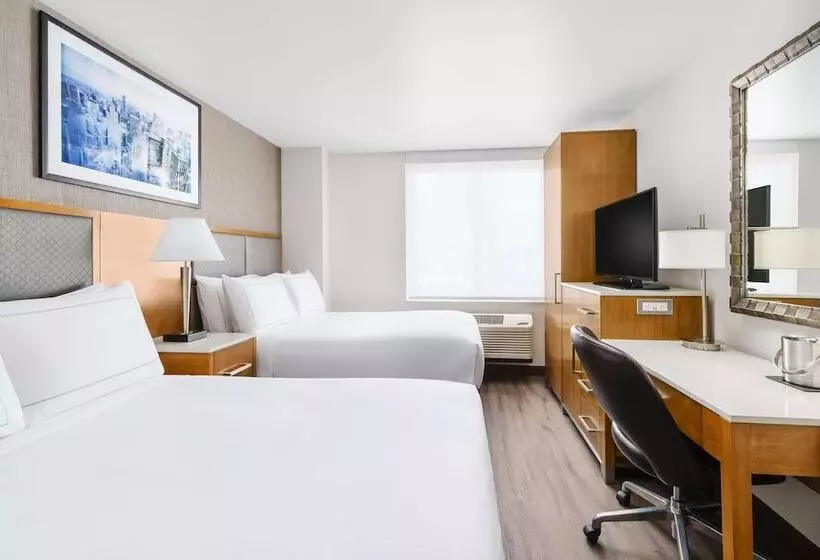 اتاق استاندارد با 2 تخت دوبل, Doubletree By Hilton Hotel New York City   Chelsea