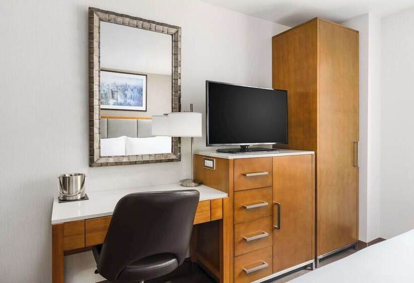 اتاق استاندارد با 2 تخت دوبل, Doubletree By Hilton Hotel New York City   Chelsea