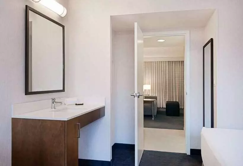 Sviitti, Embassy Suites By Hilton Fort Myers Estero