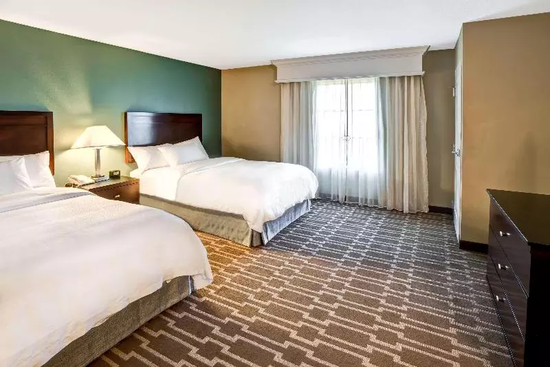 プールビュースイート, Embassy Suites By Hilton Fort Myers Estero