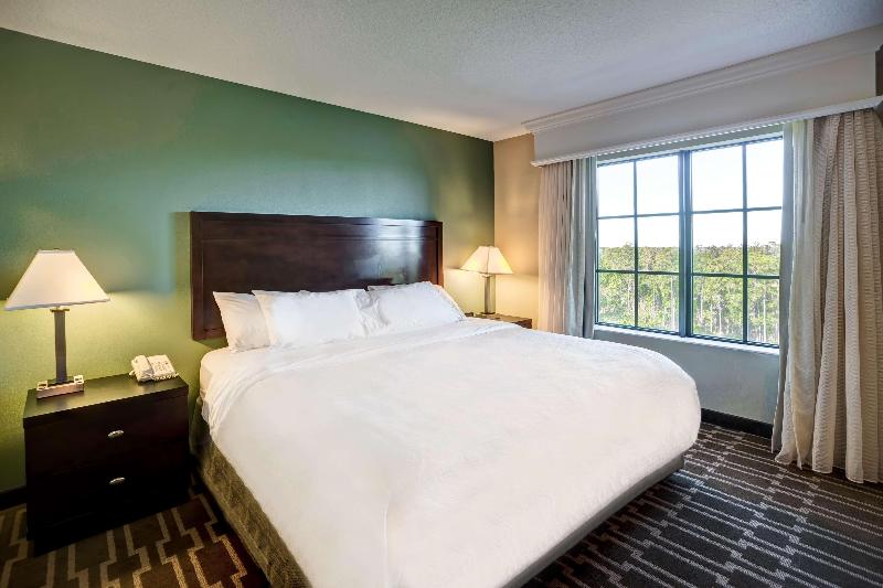 جناح سرير كينج, Embassy Suites By Hilton Fort Myers Estero