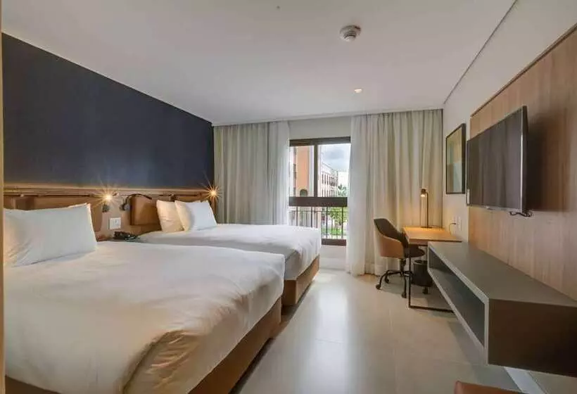 اتاق استاندارد با 2 تخت دوبل, Hilton Baton Rouge Capitol Center