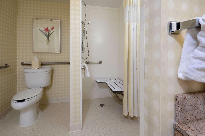 キングサイズベッドのスタンダードルーム, Hilton Garden Inn Raleigh Capital Blvd I540