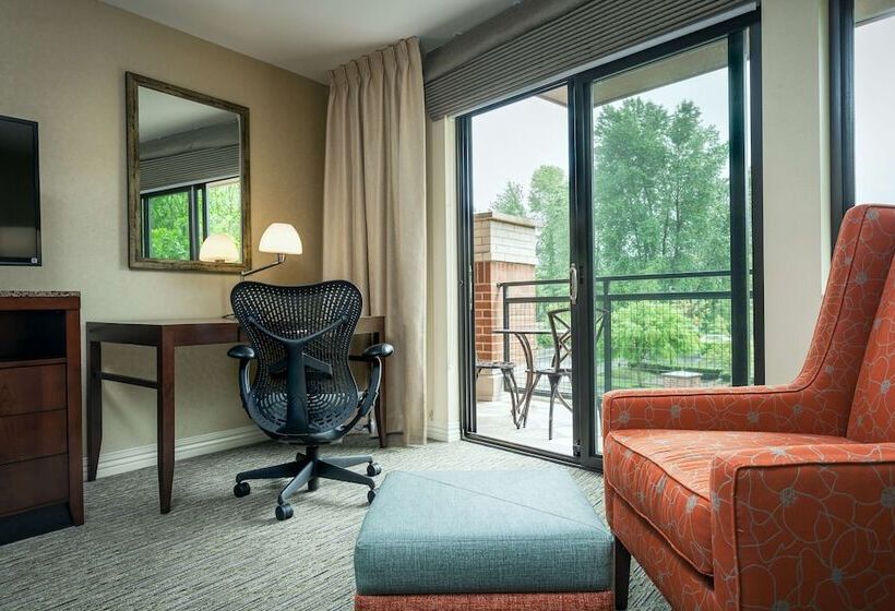 Номер Стандарт Двуспальная Кровать, Hilton Garden Inn Seattle  Issaquah
