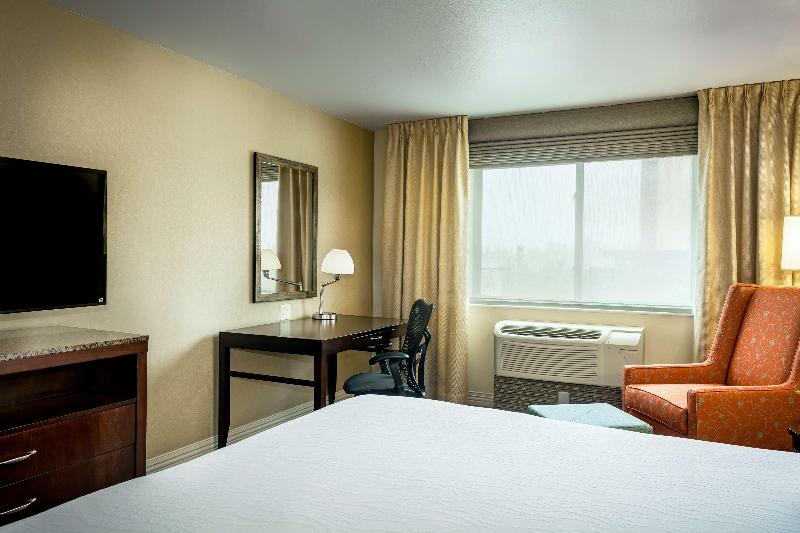 غرفة قياسية سرير كينج, Hilton Garden Inn Seattle  Issaquah