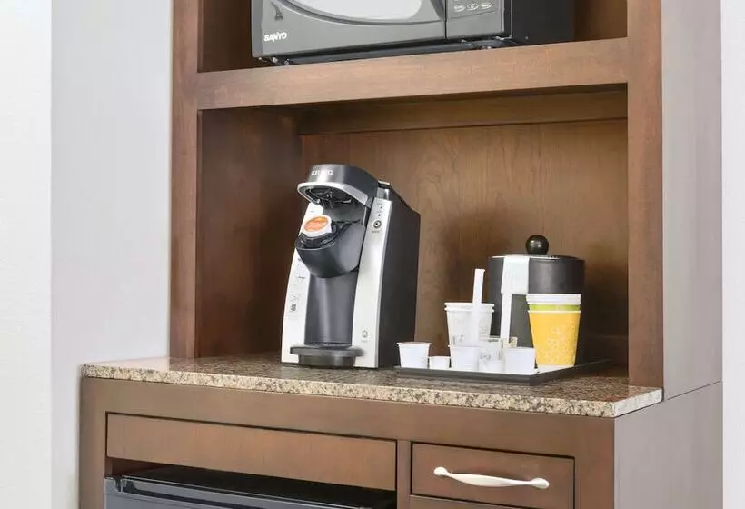 スイート, Hilton Garden Inn Tuscaloosa