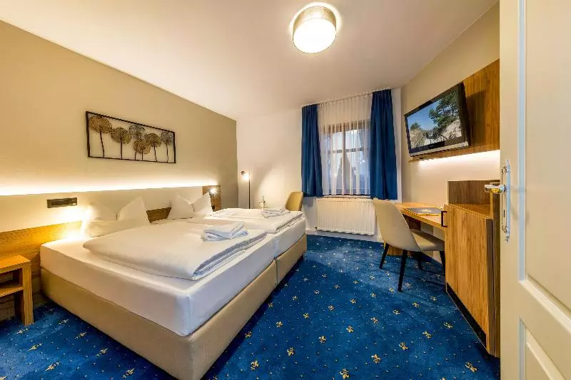 اتاق استاندارد, Land Gut Hotel Hermann