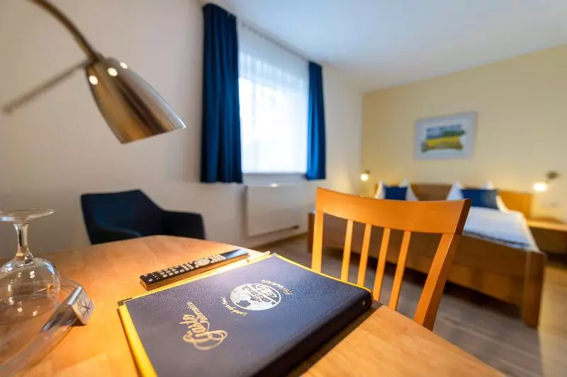 اتاق استاندارد, Land Gut Hotel Hermann