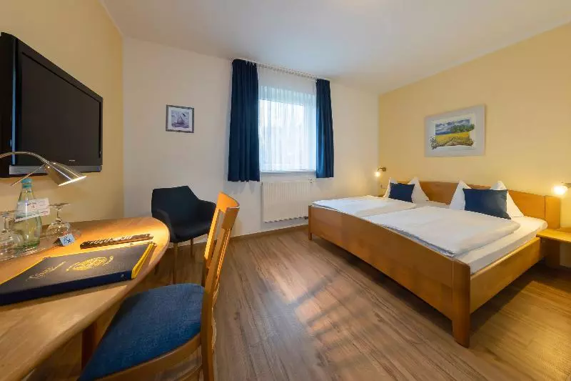 اتاق استاندارد, Land Gut Hotel Hermann