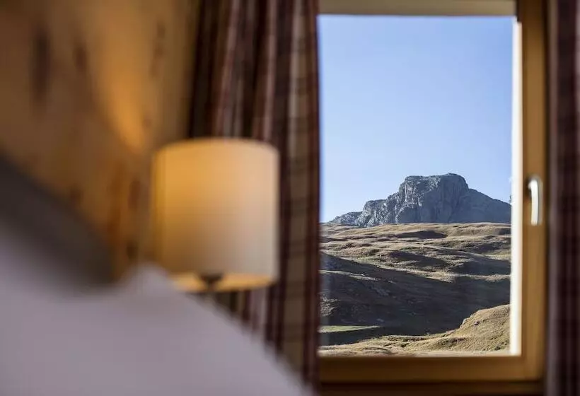 اتاق استاندارد با چشمانداز کوهستان, Riffelhaus 1853
