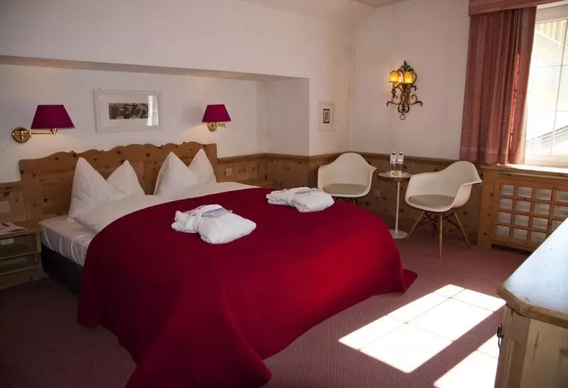 اتاق کلاسیک, Rosatsch