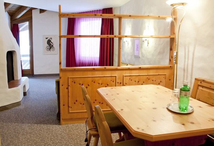Семейные Апартаменты, Rosatsch