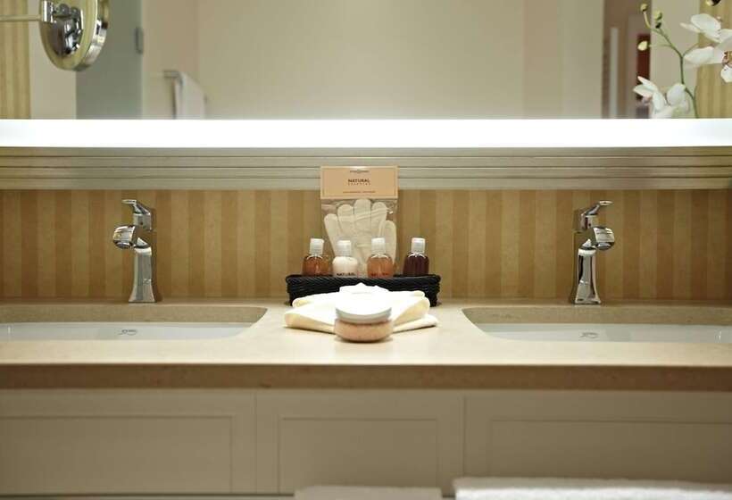 اتاق لوکس, Steigenberger Grandhotel & Spa Heringsdorf