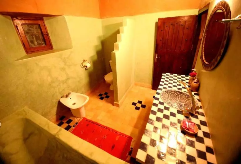 اتاق سوپریور, Riad Maktoub