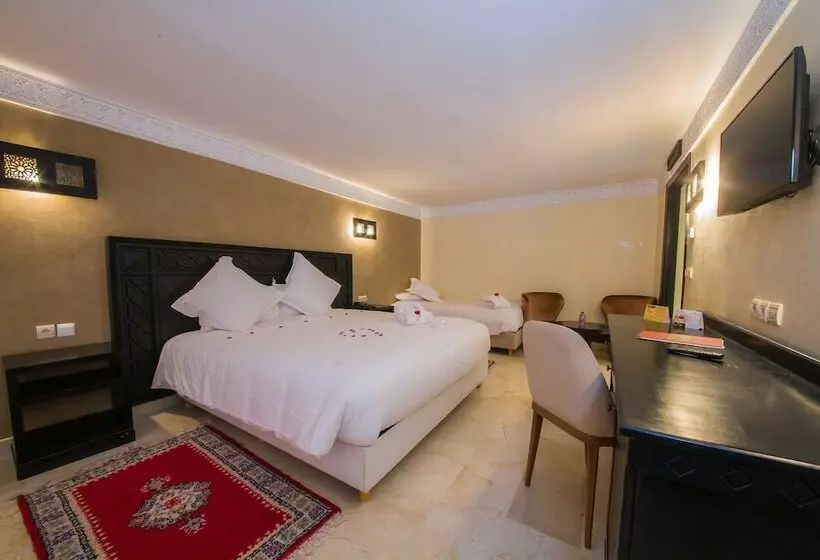 اتاق استاندارد با چشم‌انداز استخر, Zalagh Kasbah Hotel & Spa