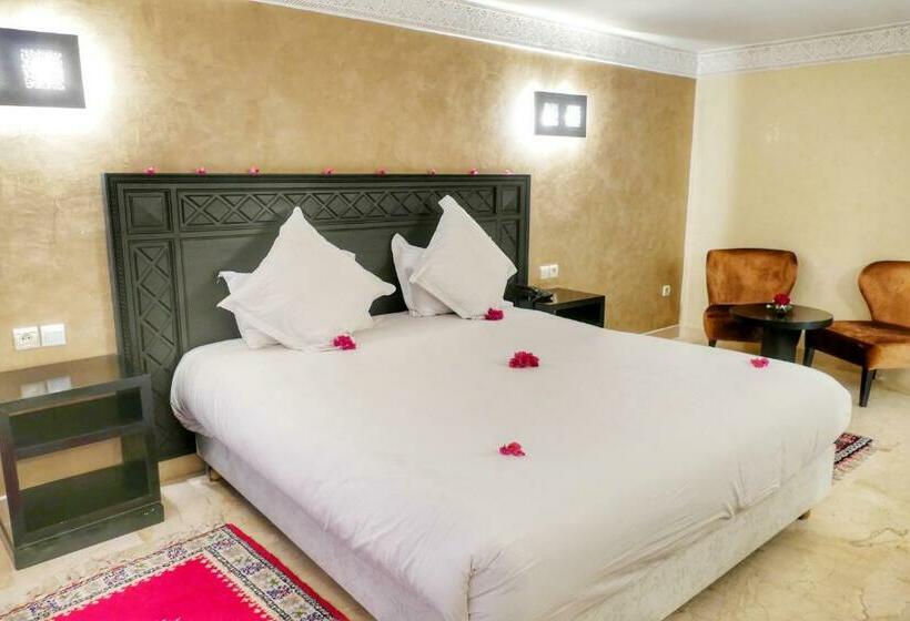 اتاق استاندارد سه تخته با چشم‌انداز باغ, Zalagh Kasbah Hotel & Spa