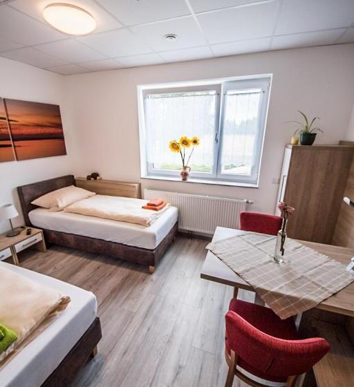 Апартаменты 1 Спальня, Apartment Lichtenwald