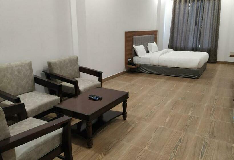 سوییت اجرایی, Global Inn Gold Lucknow