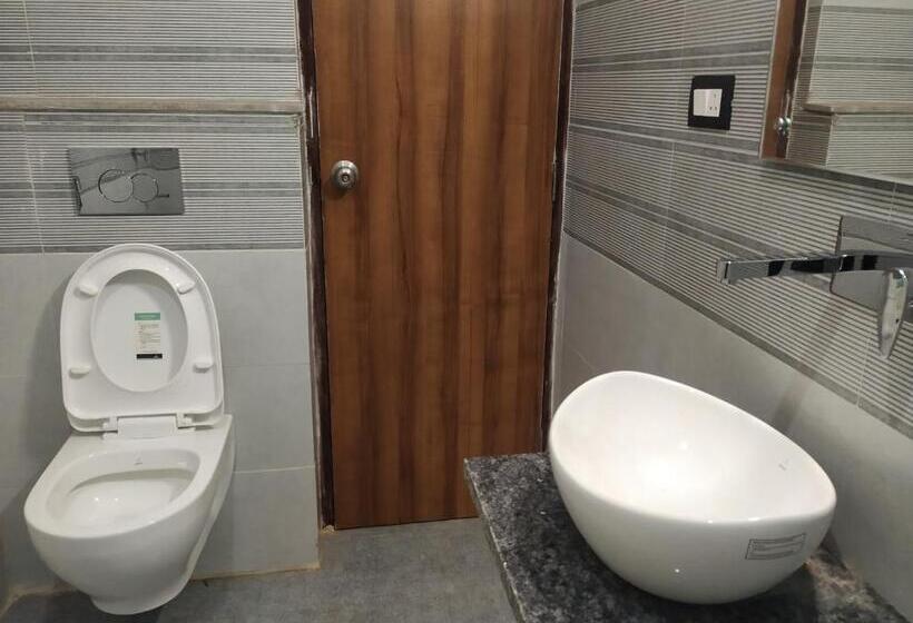 سوییت اجرایی, Global Inn Gold Lucknow