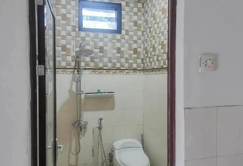 エコノミールーム, Villa Kampoeng City Wonosalam Mitra Reddoorz