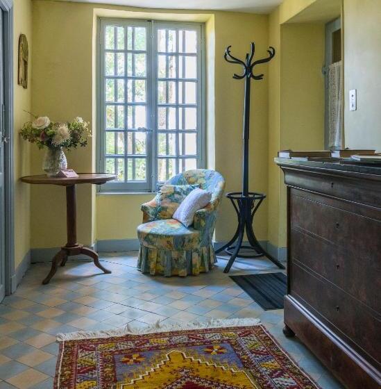 Четырехместный Номер Deluxe, Château Du Mauny, Gîtes Et Chambres D Hôtes En Bourgogne